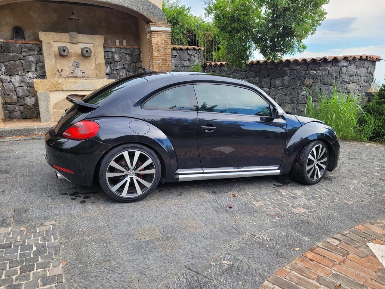 Volkswagen Maggiolino 2.0 TSI DSG Sport