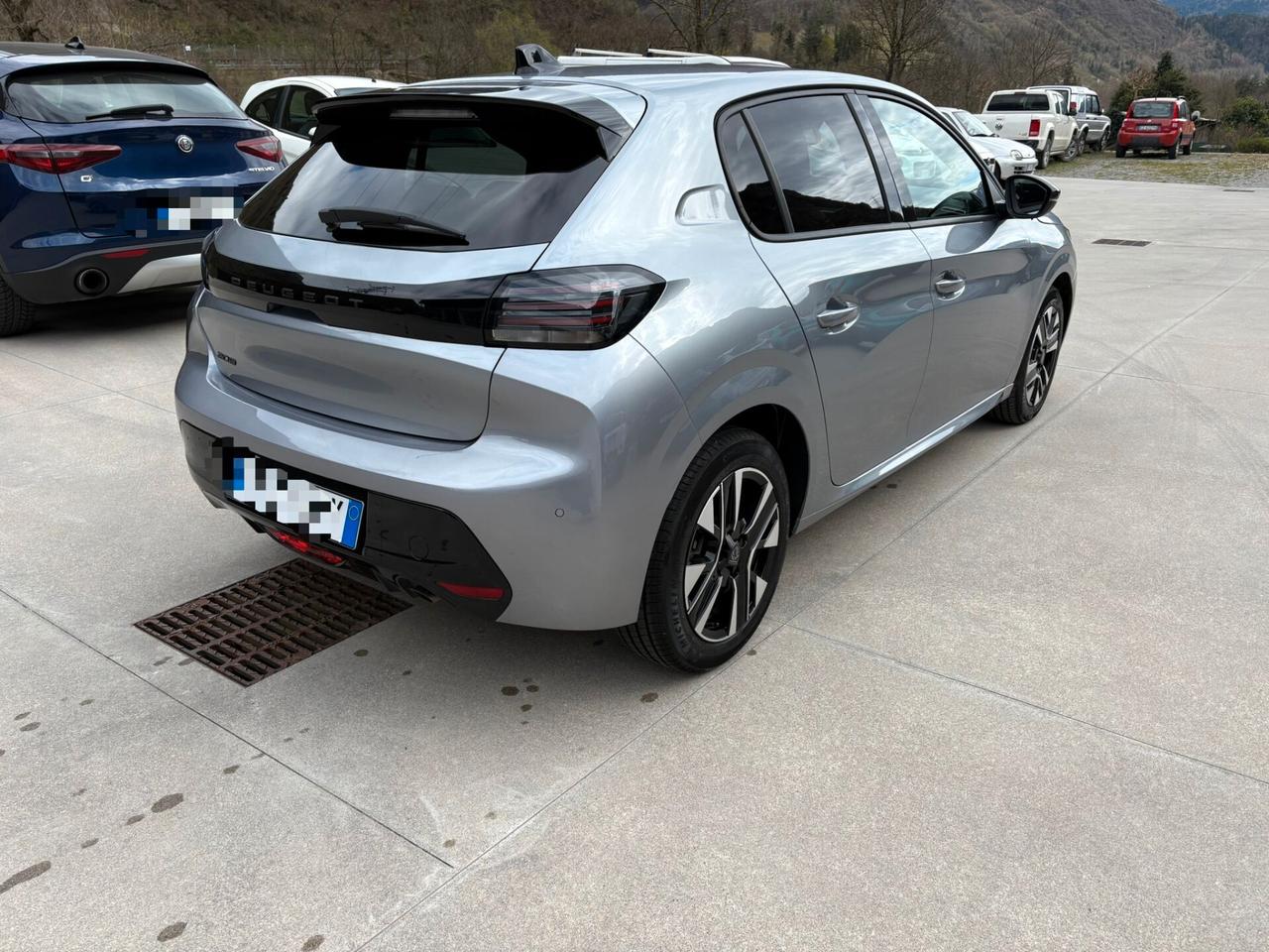 Peugeot 208 PureTech 100 Stop&Start 5 porte Allure