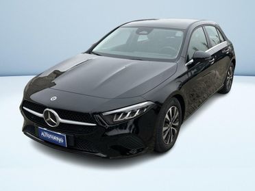 Mercedes Classe A 180 180 D Advanced 8G-DCT