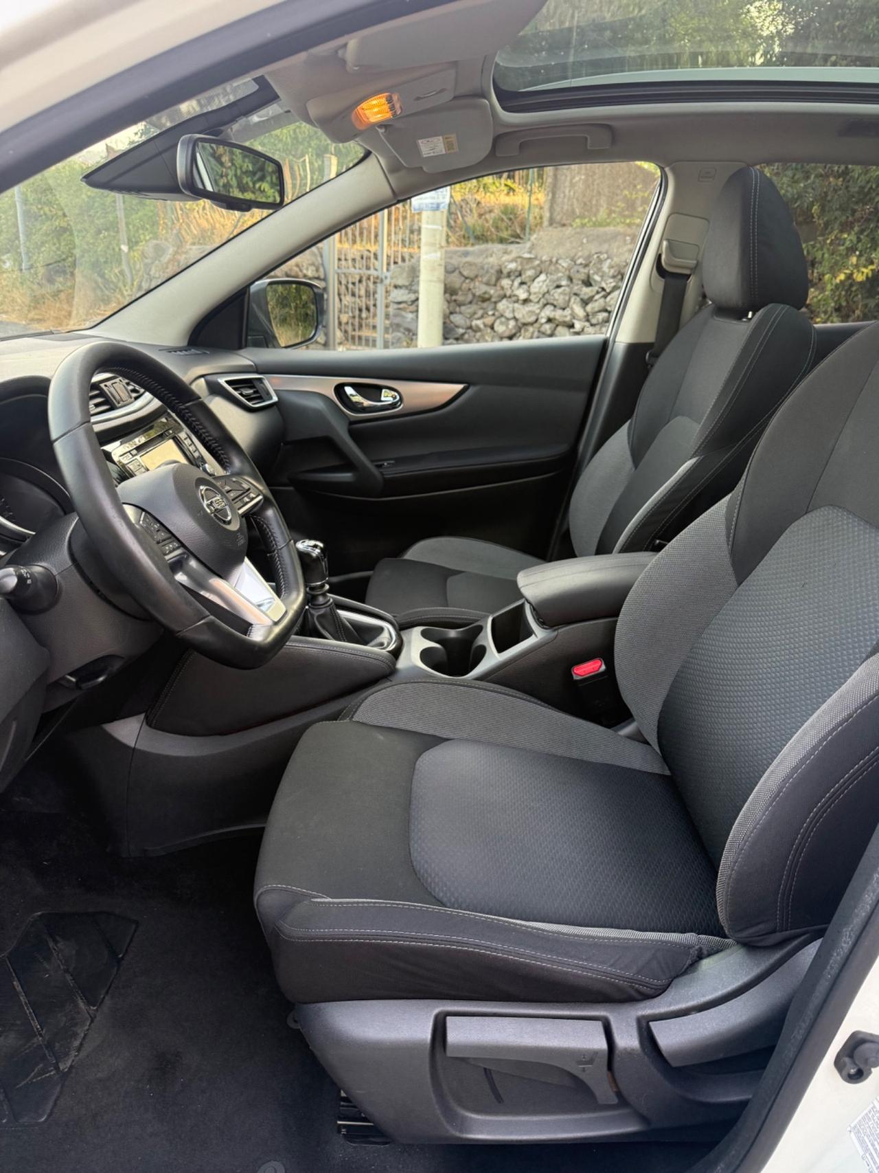 Nissan Qashqai 1.5 dCi Tekna tetto panoramico