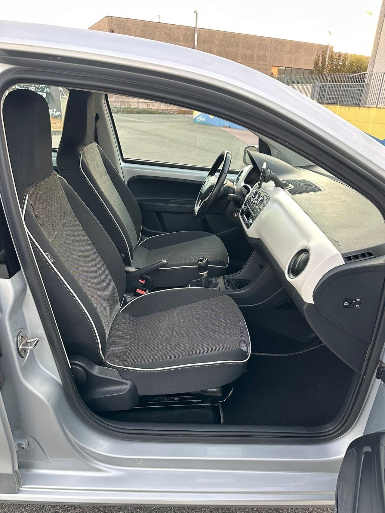 Seat Mii 1.0 68 CV 5 porte Chic Ecofuel