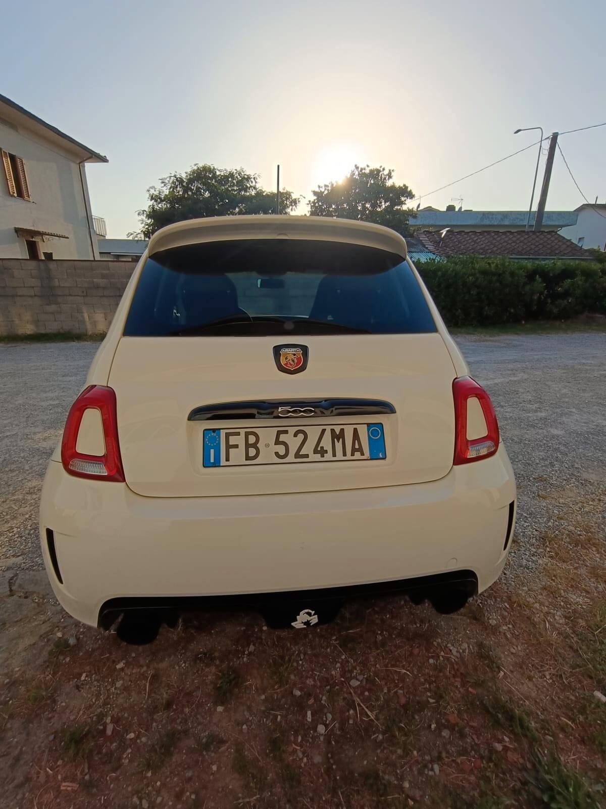 Abarth 595 C 1.4 Turbo T-Jet 140 CV