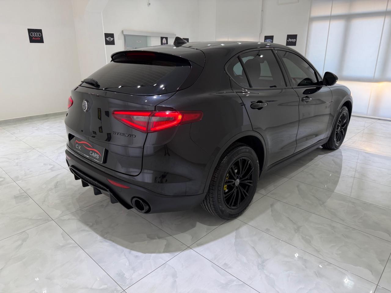 ALFA ROMEO STELVIO 190CV Q4 TOTAL BLACK
