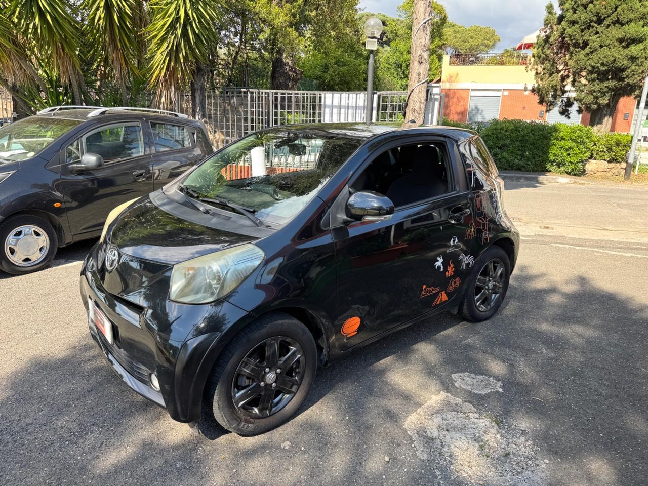 Toyota iQ 1.0 benzina - MANUALE - 2010