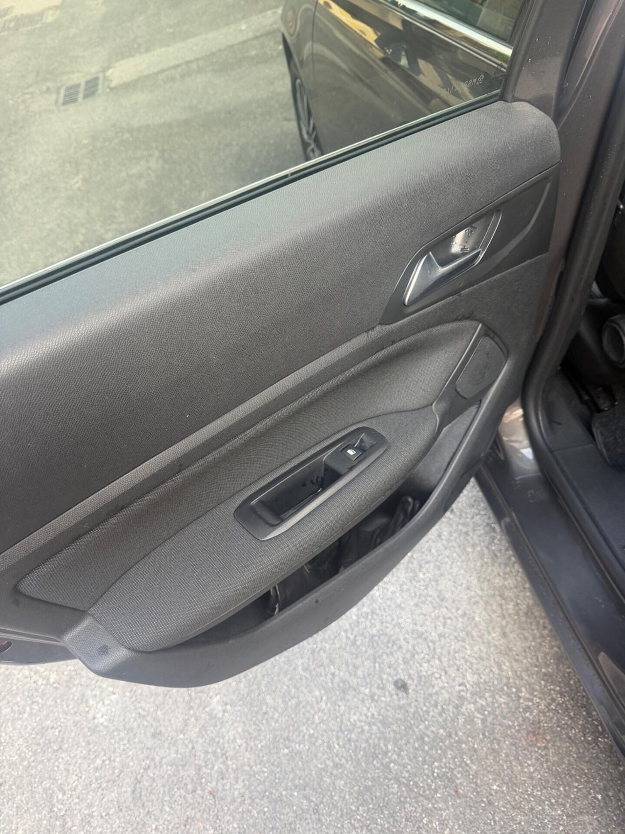 Peugeot 308 BlueHDi 130 S&S GT