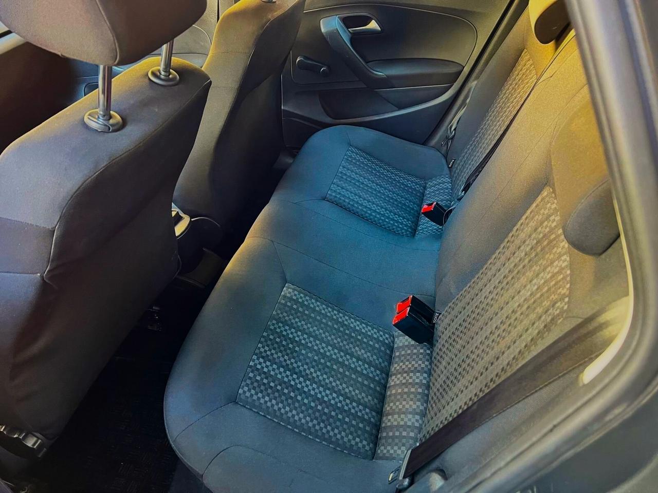 VOLKSWAGEN POLO 1.4 TDI Business 5p - 2017