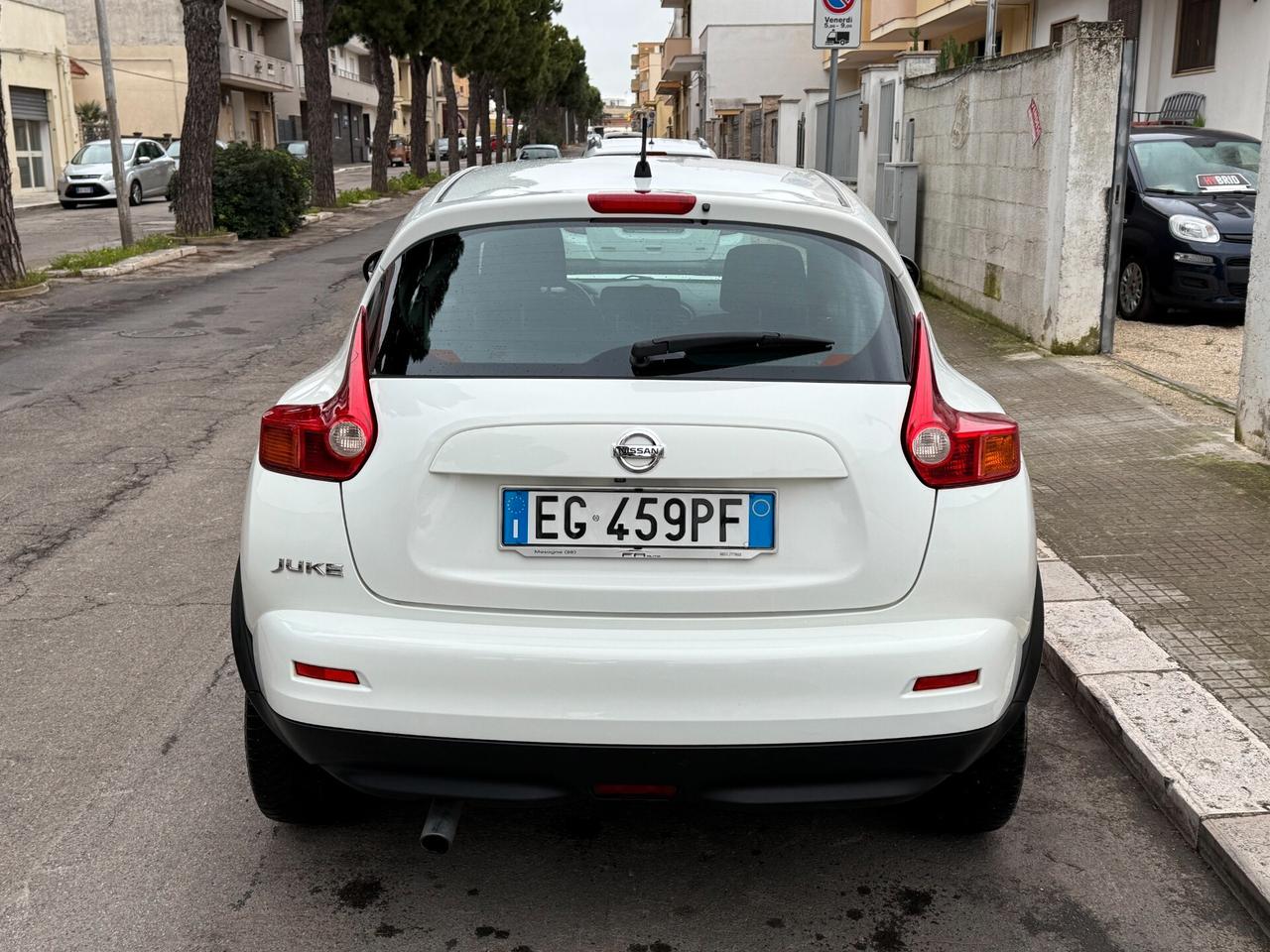 Nissan Juke 1.6 Tekna NAVI RETROCAMERA - 2011