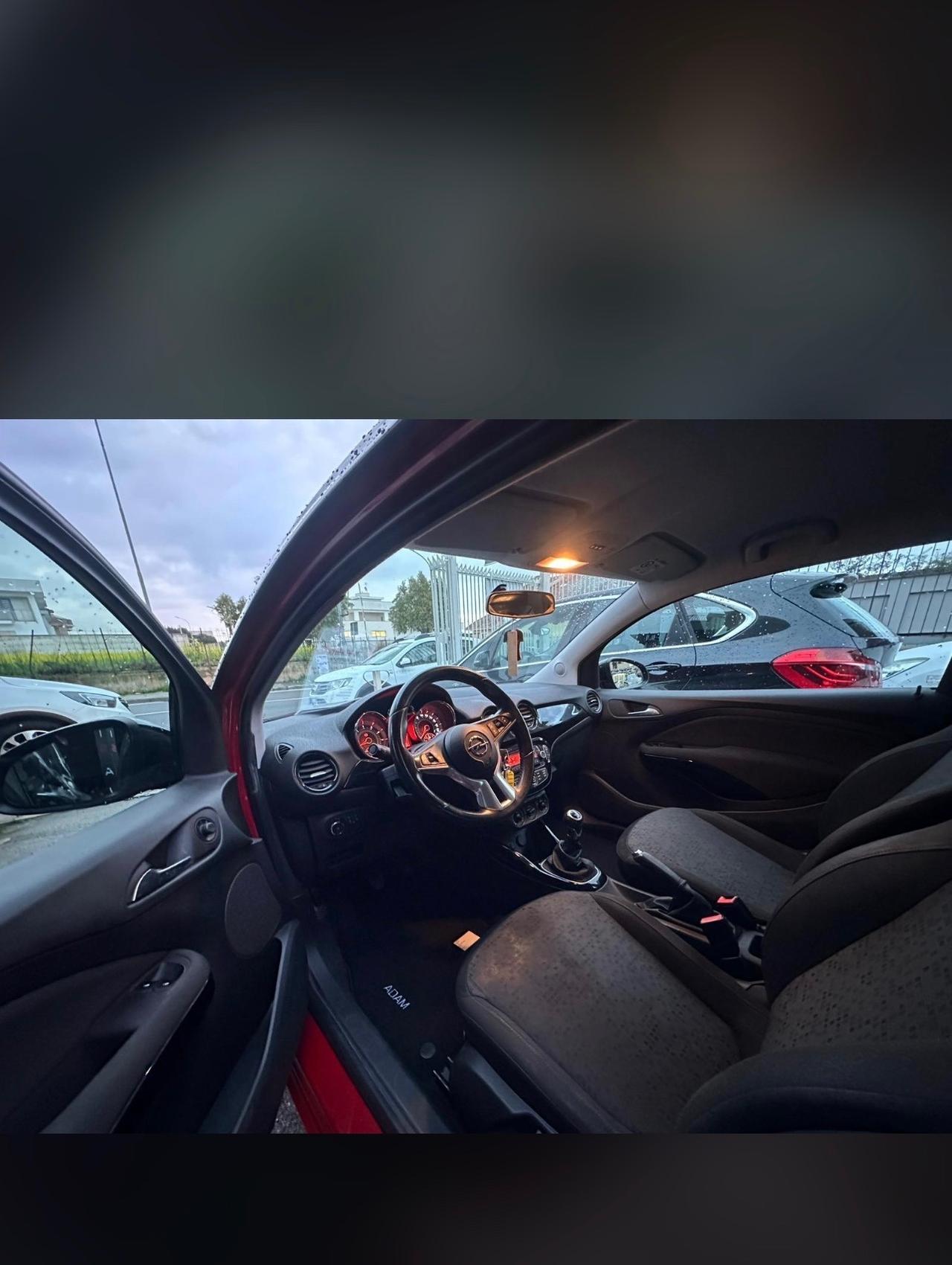 Opel Adam 1.4 87 CV GPL Tech Unlimited