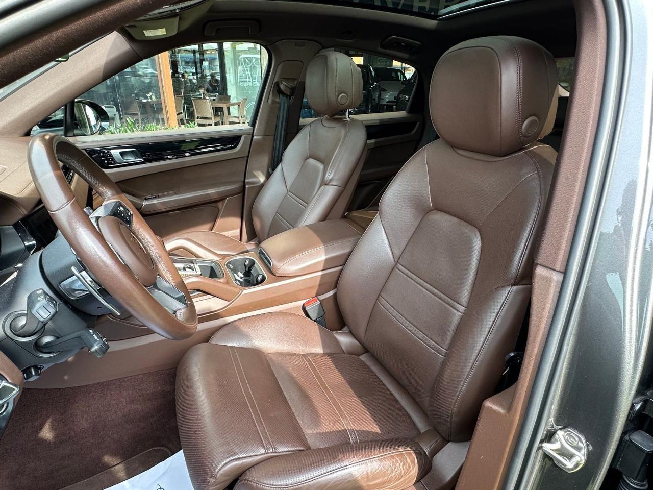 Porsche Cayenne Coupé 3.0 V6 E-Hybrid Full Opt UNIPROPRIETARIO