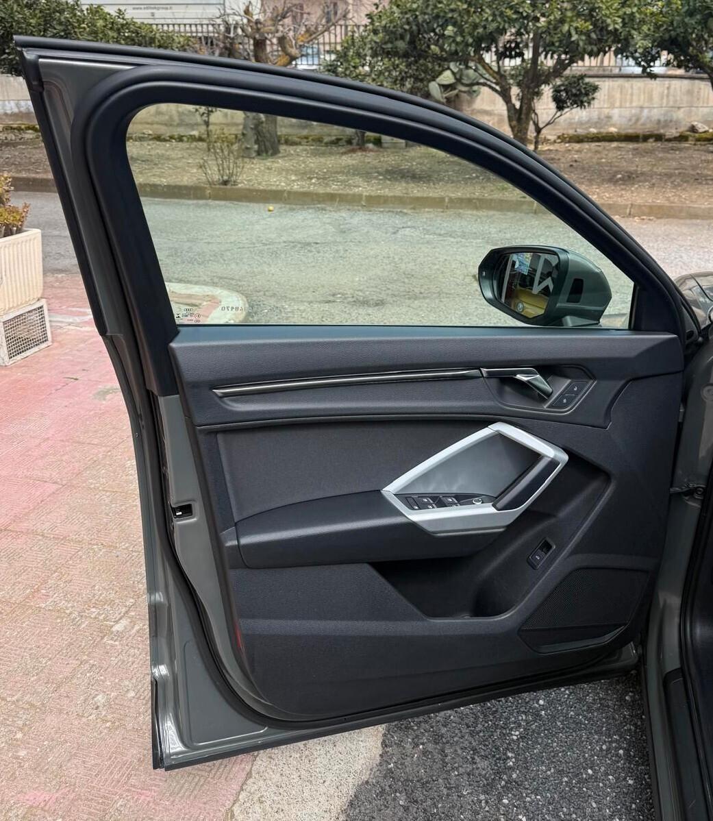 Audi Q3 SPB 35 150Cv TDI S tronic