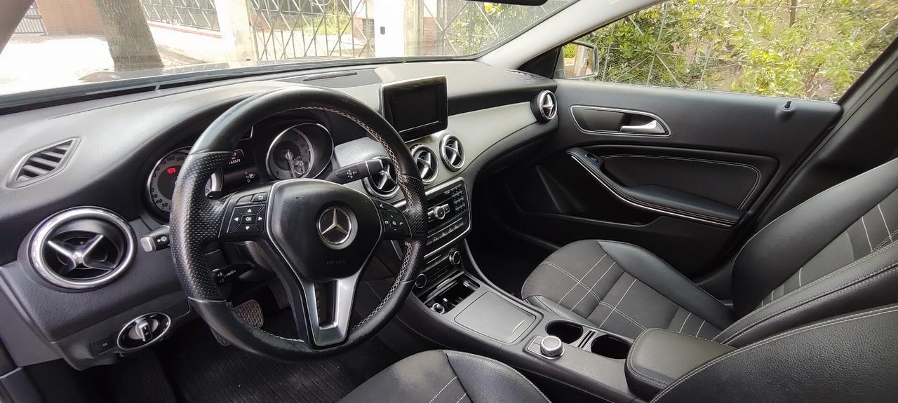 Mercedes-benz GLA 200 GLA 200 CDI Automatic Executive