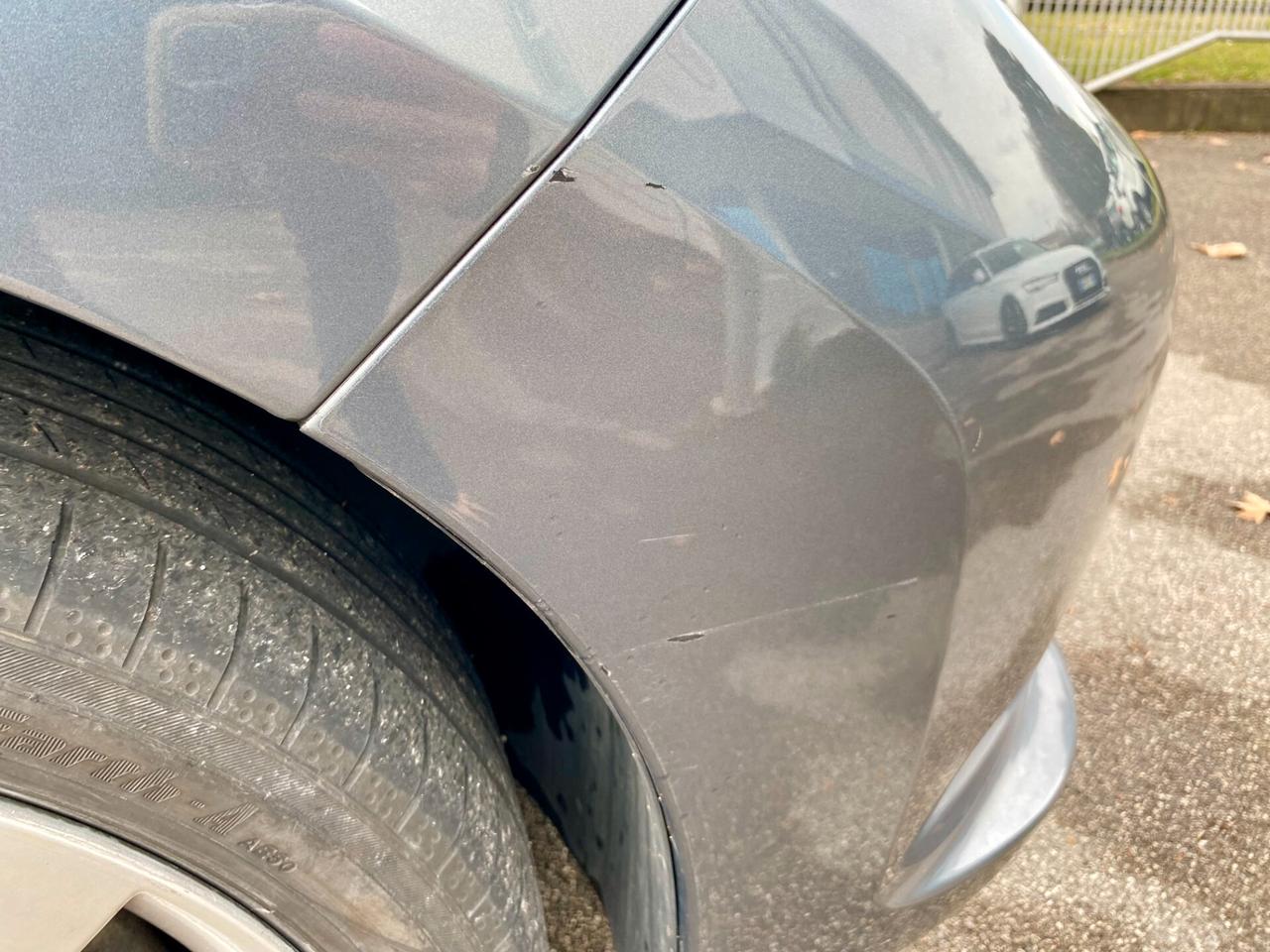 Peugeot 207 1.6 VTi 120CV CC Féline