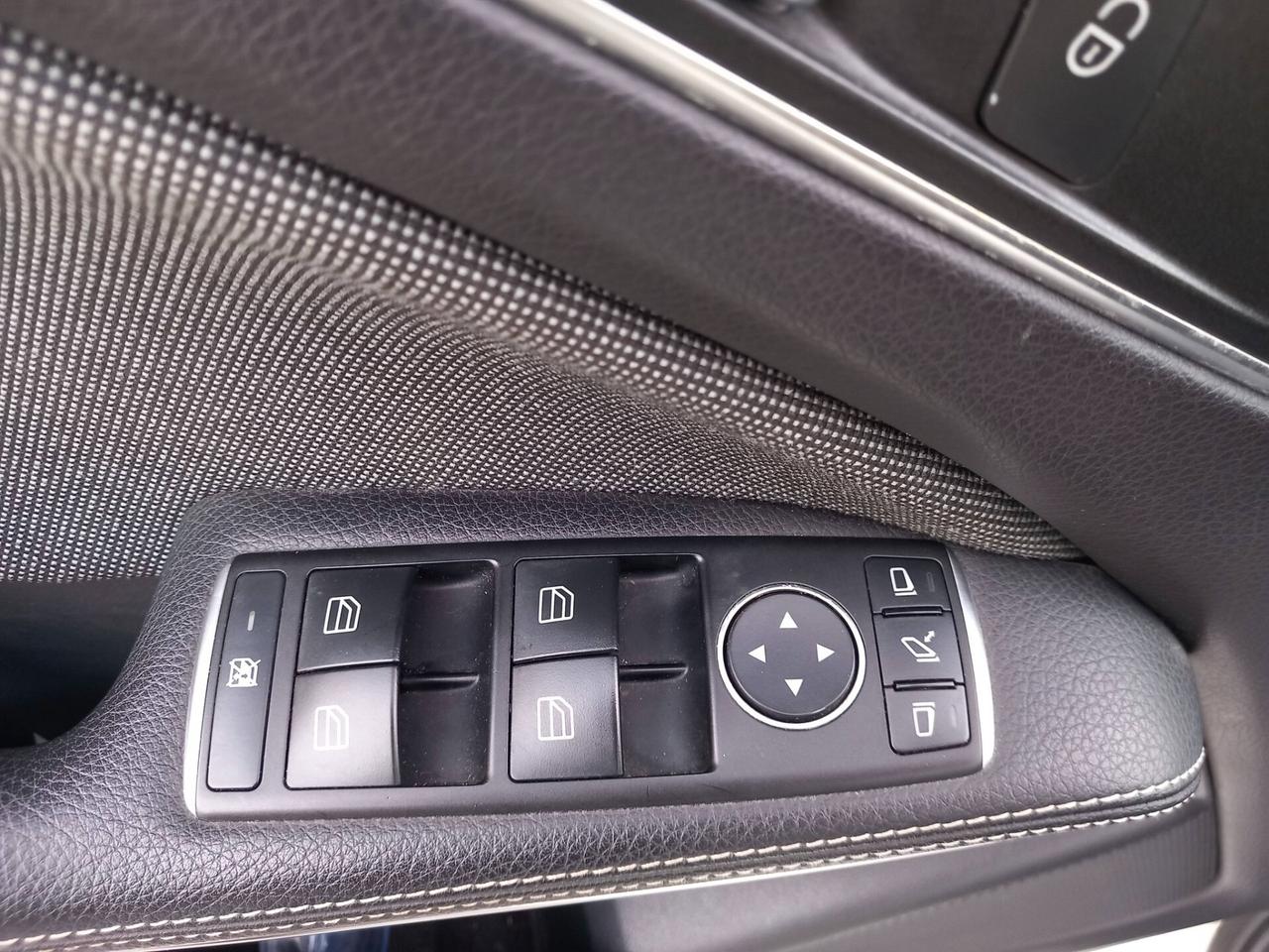 Mercedes-benz A 180 d Sport tenuta in maniera maniacale r 18 led pelle