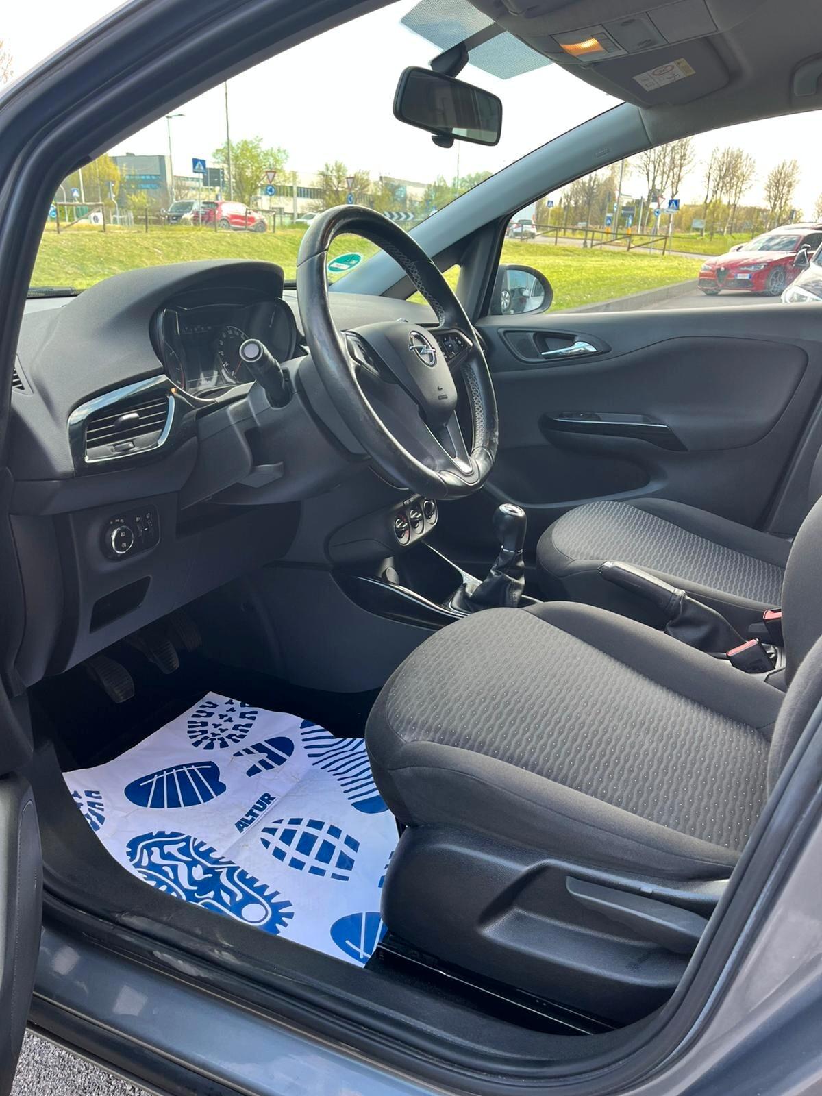 Opel Corsa 1.2 5 porte