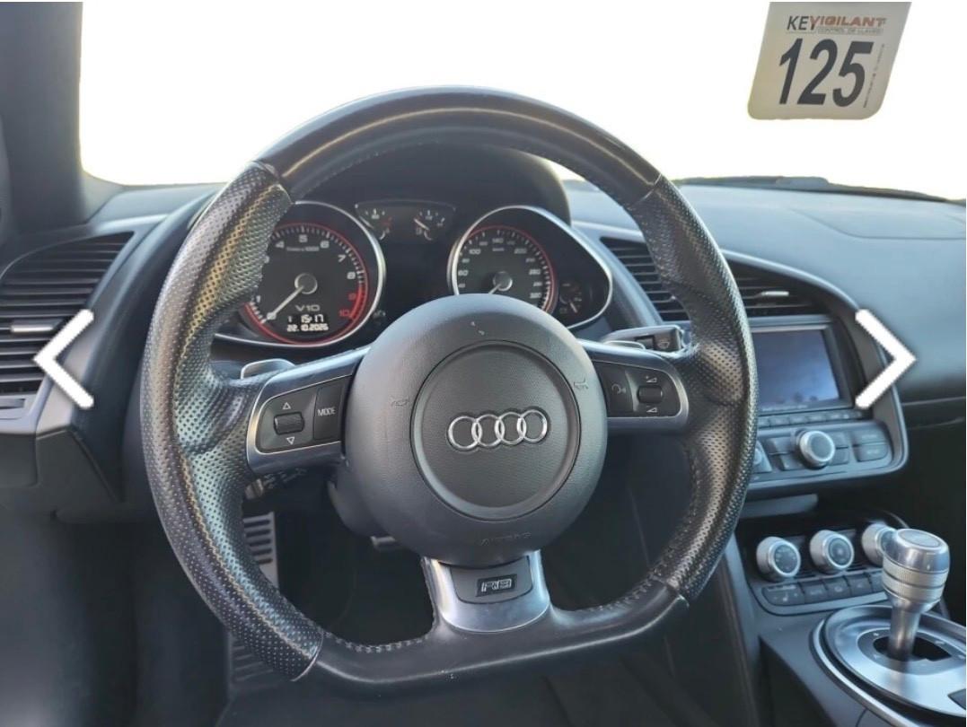 Audi R8 Spyder 5.2 V10 quattro r-tronic