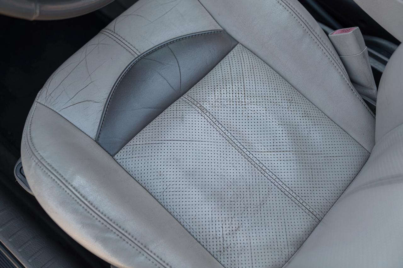 Chrysler PT Cruiser LIMITED 2.4 L CABRIOLET - CHR00001