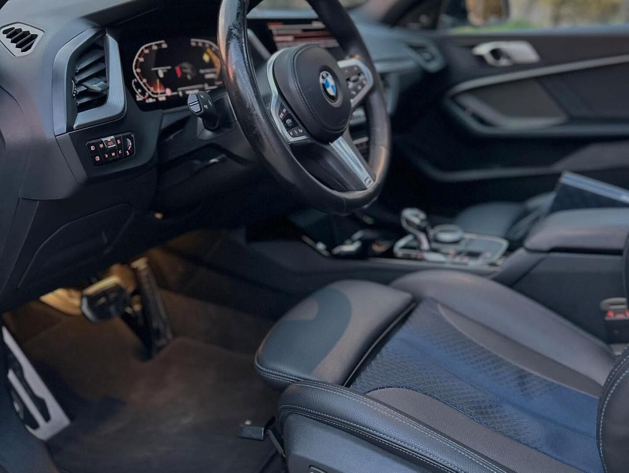 Bmw 118 118d 5p. Msport *TETTO*FULL