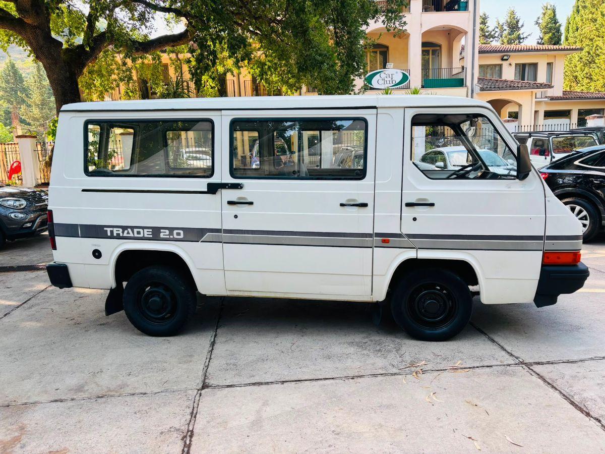 Nissan Trade 2.0 9 Posti Storico