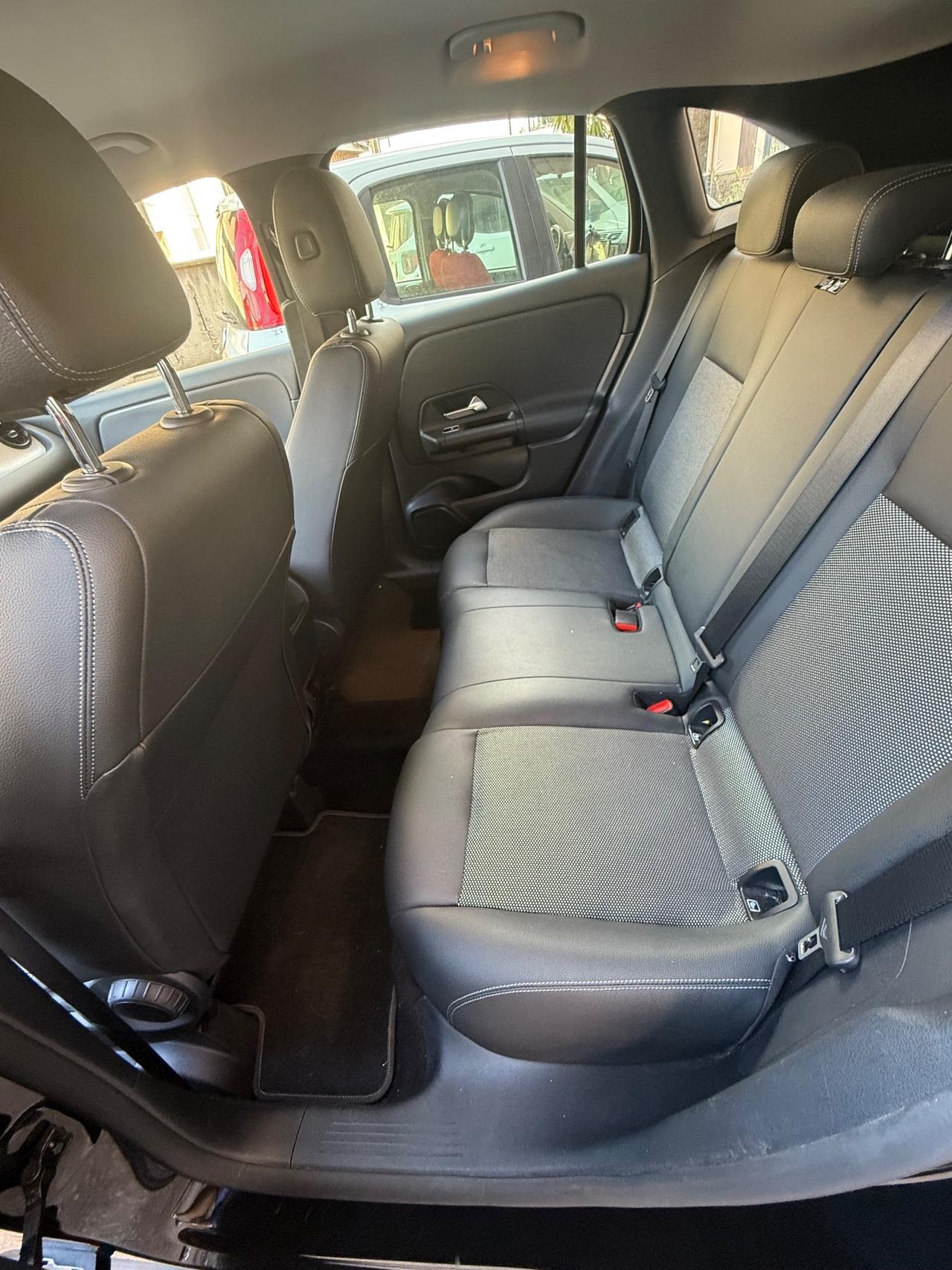 Mercedes-benz GLA 200 d Automatic Sport