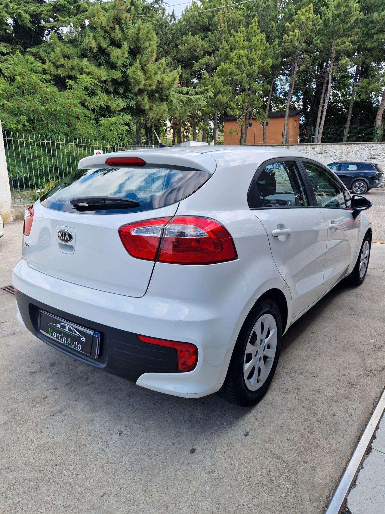 Kia Rio 1.2 benz 85cv - Garanzia 12 mesi