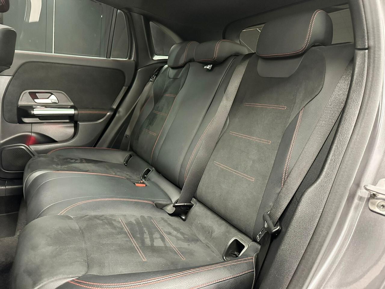 Mercedes GLA 220d 190 CV 4Matic Night Edition 2024