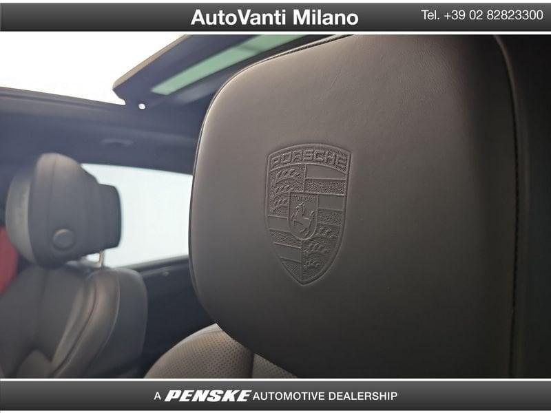 Porsche Macan 2.9 Turbo