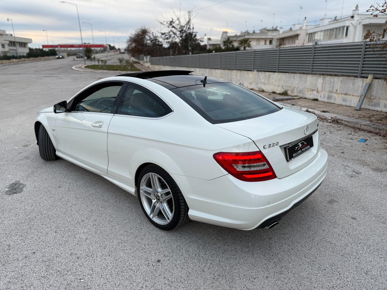 Mercedes-benz C 220 CDI BlueEFFICIENCY Coupé Avantgarde