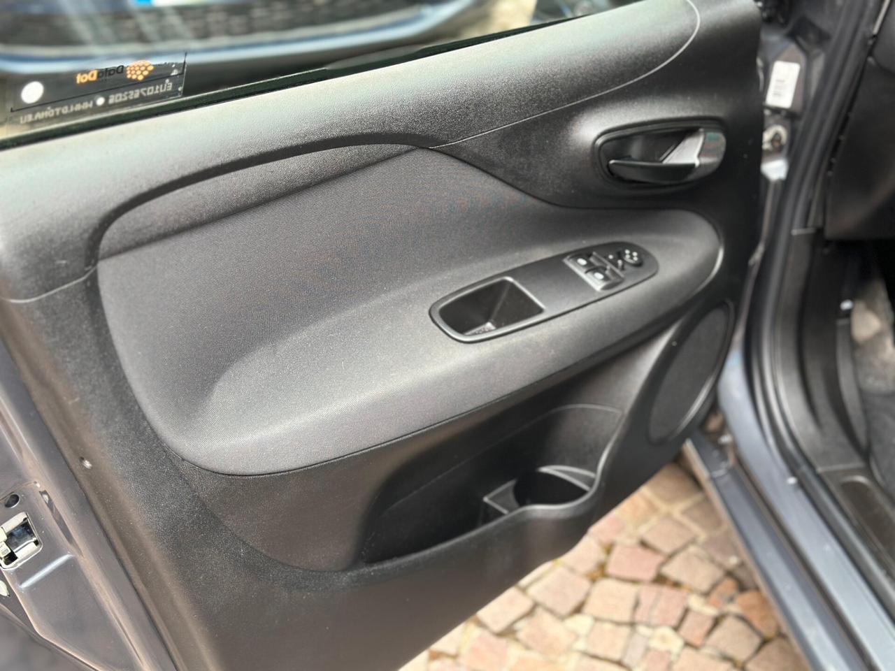Fiat Punto 1.3 MJT II 75 CV 5 porte OK neopatentati