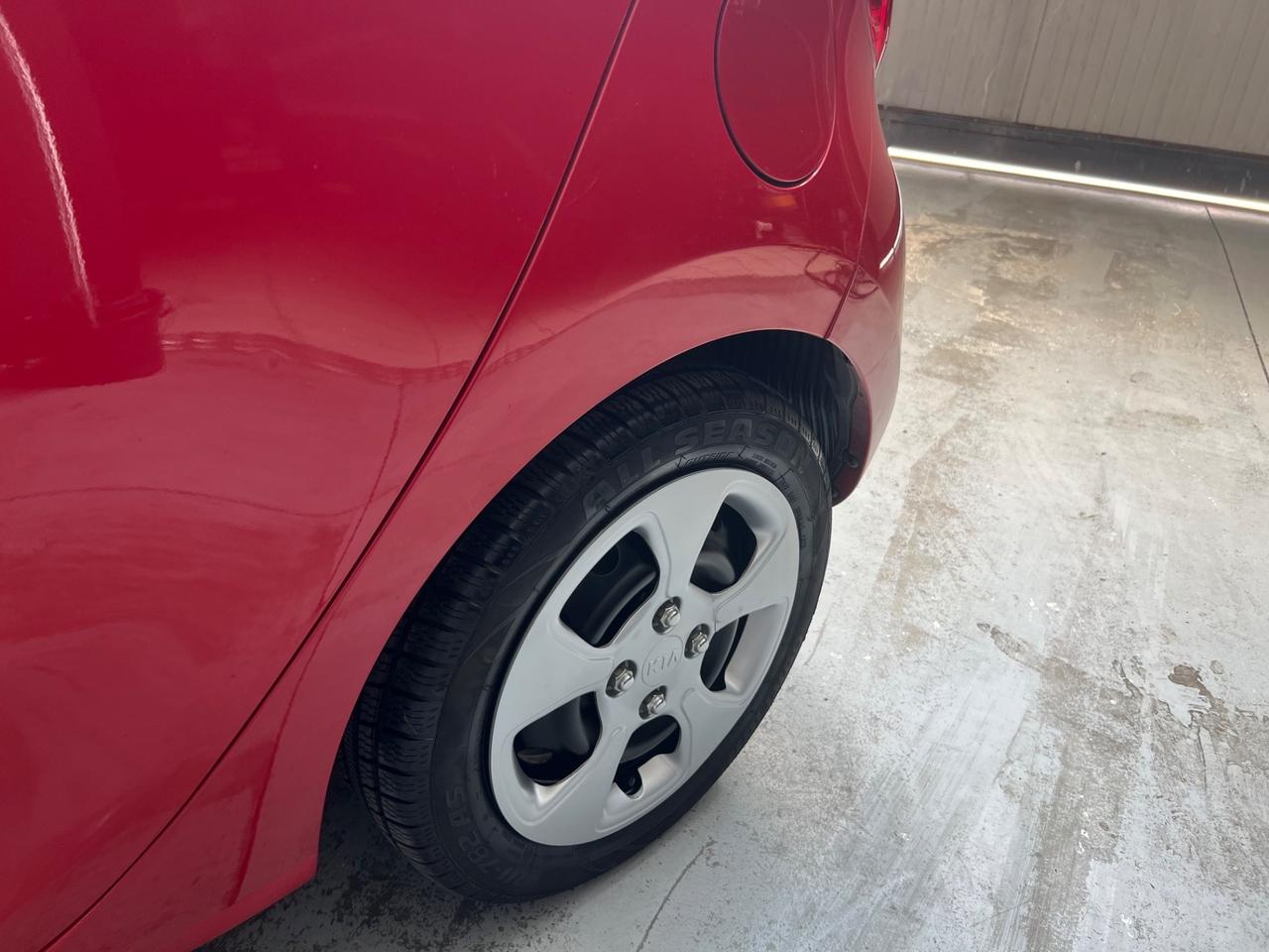 Kia Picanto 1.0 12V EcoGPL 5 porte Glam