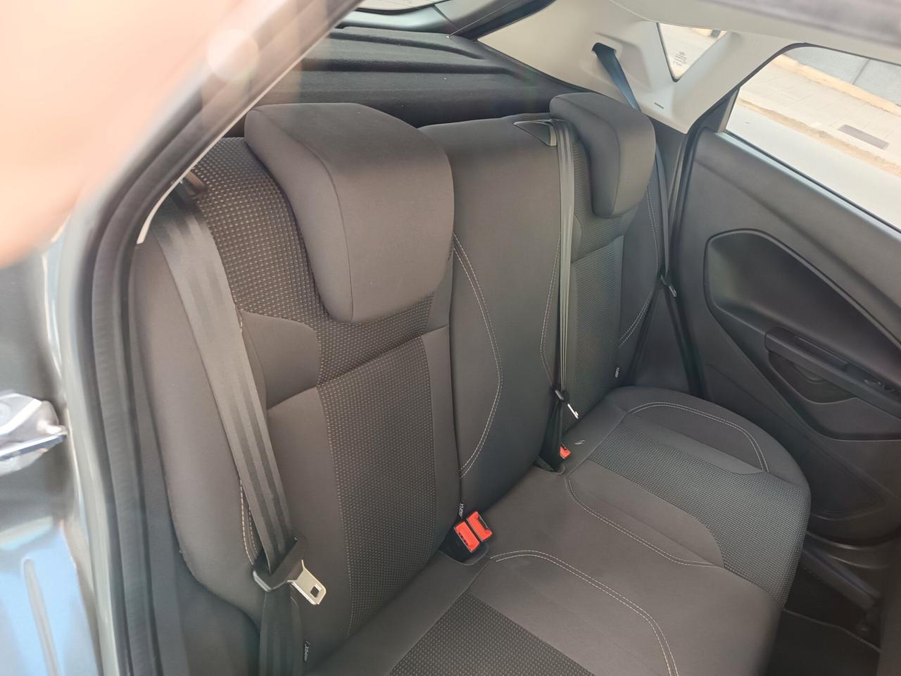 Ford Fiesta 1.5 TDCi 75CV 5 porte TITANIUM NAVI ( 2 unità)