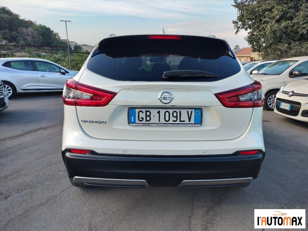 NISSAN - Qashqai 1.3 dig-t N-Connecta 140cv