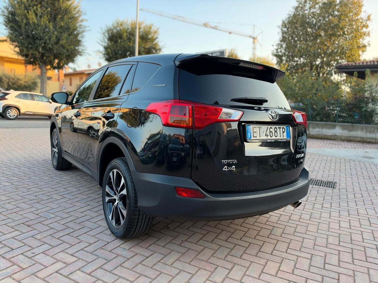Toyota RAV 4 RAV4 2.0 D-4D 2WD Style