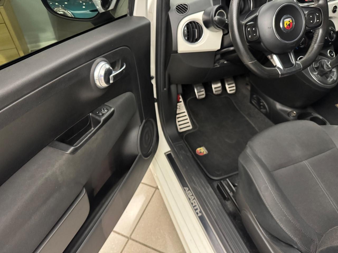 Abarth 595 1.4 Turbo T-Jet 145 CV