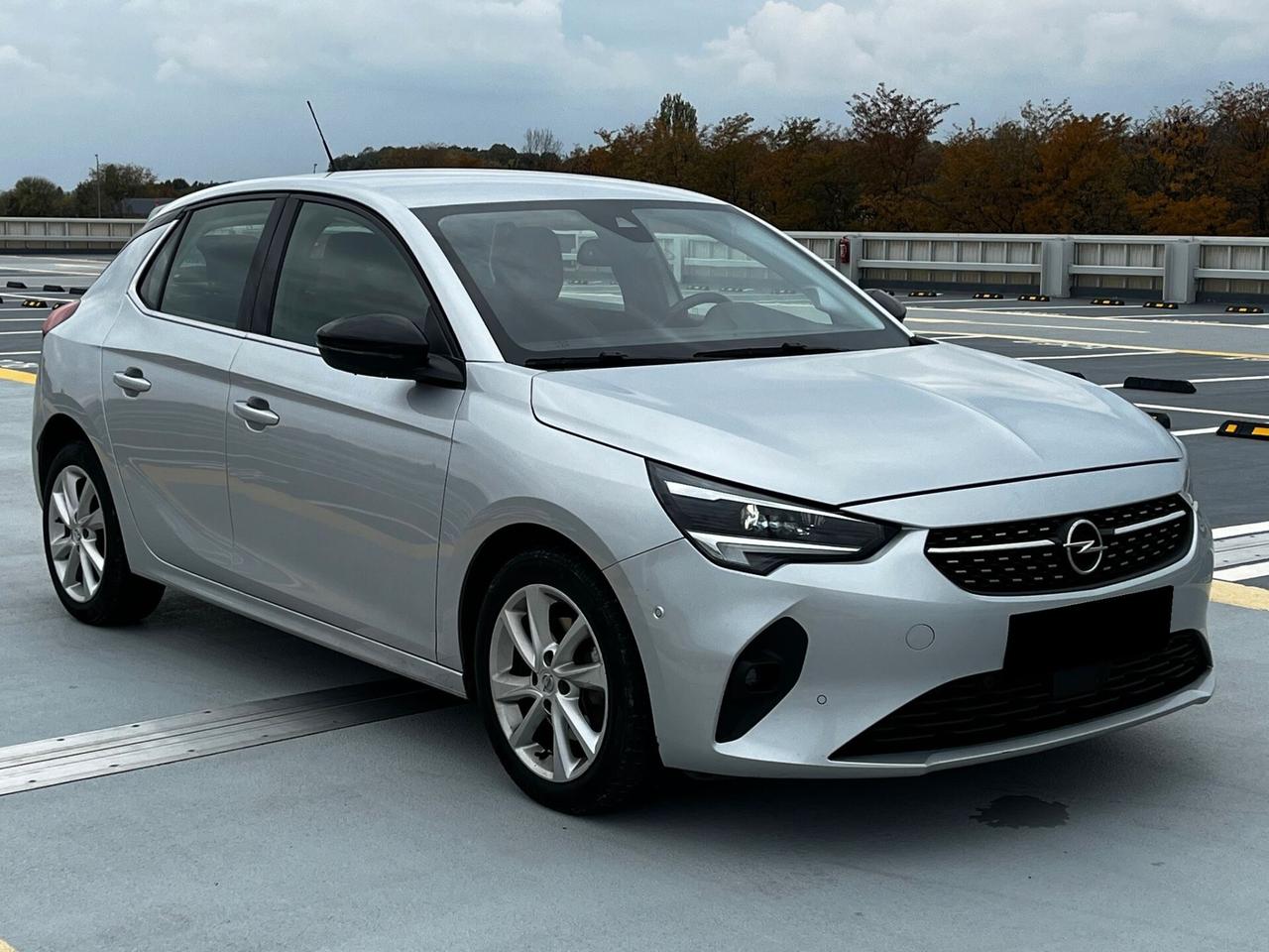 Opel Corsa 1.2 100 CV Design & Tech