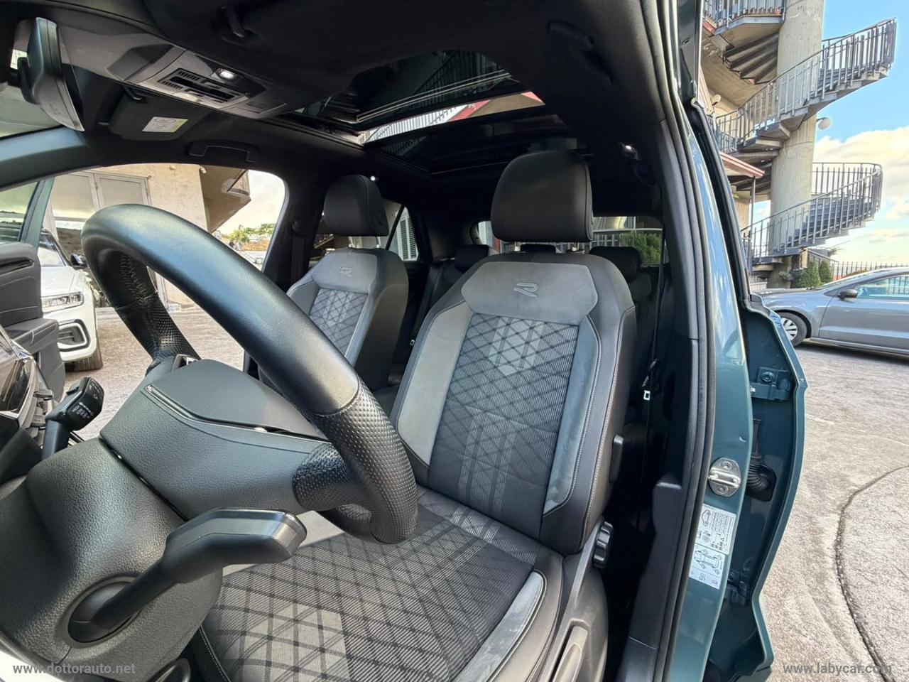 VOLKSWAGEN T-Roc 2.0 TDI SCR R-Line