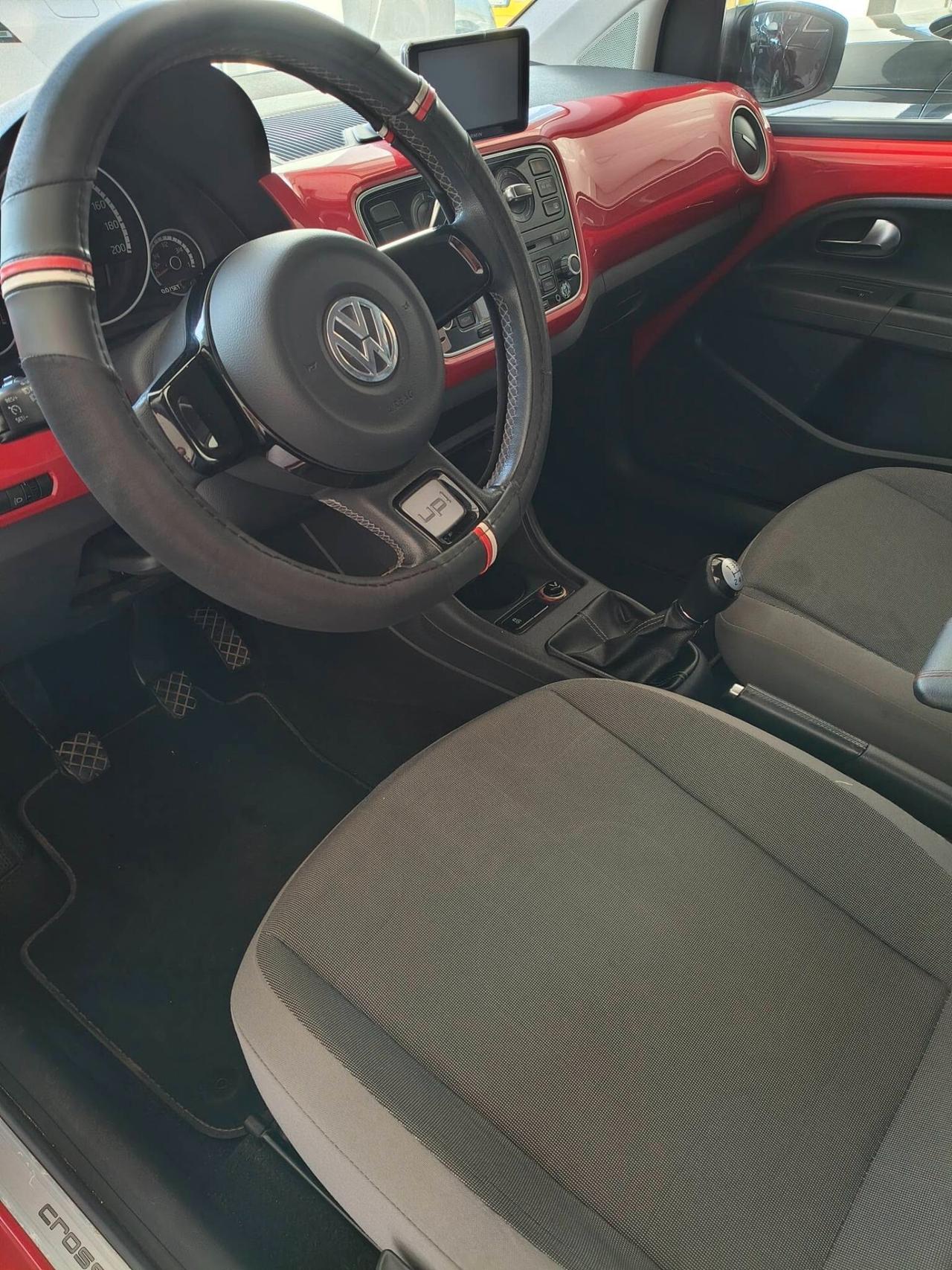 Volkswagen up! 1.0 75 CV 5p. cross