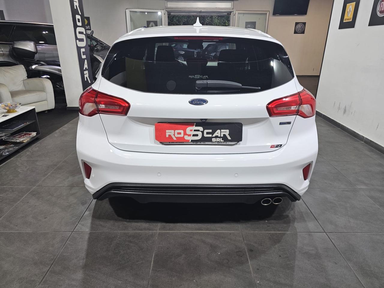 Ford Focus 1.5 TDCi 120 CV ST Line
