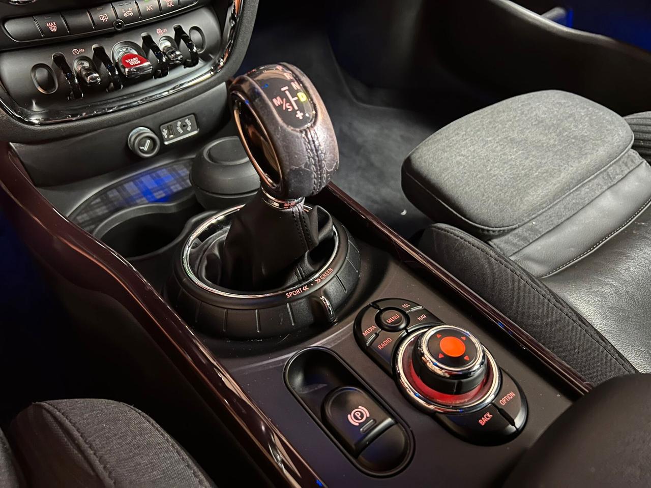 Mini Clubman 2.0 Cooper D Hype auto (042)