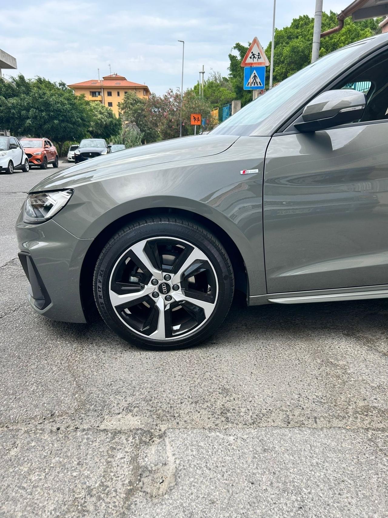 Audi A1 SPB 30 TFSI S line edition