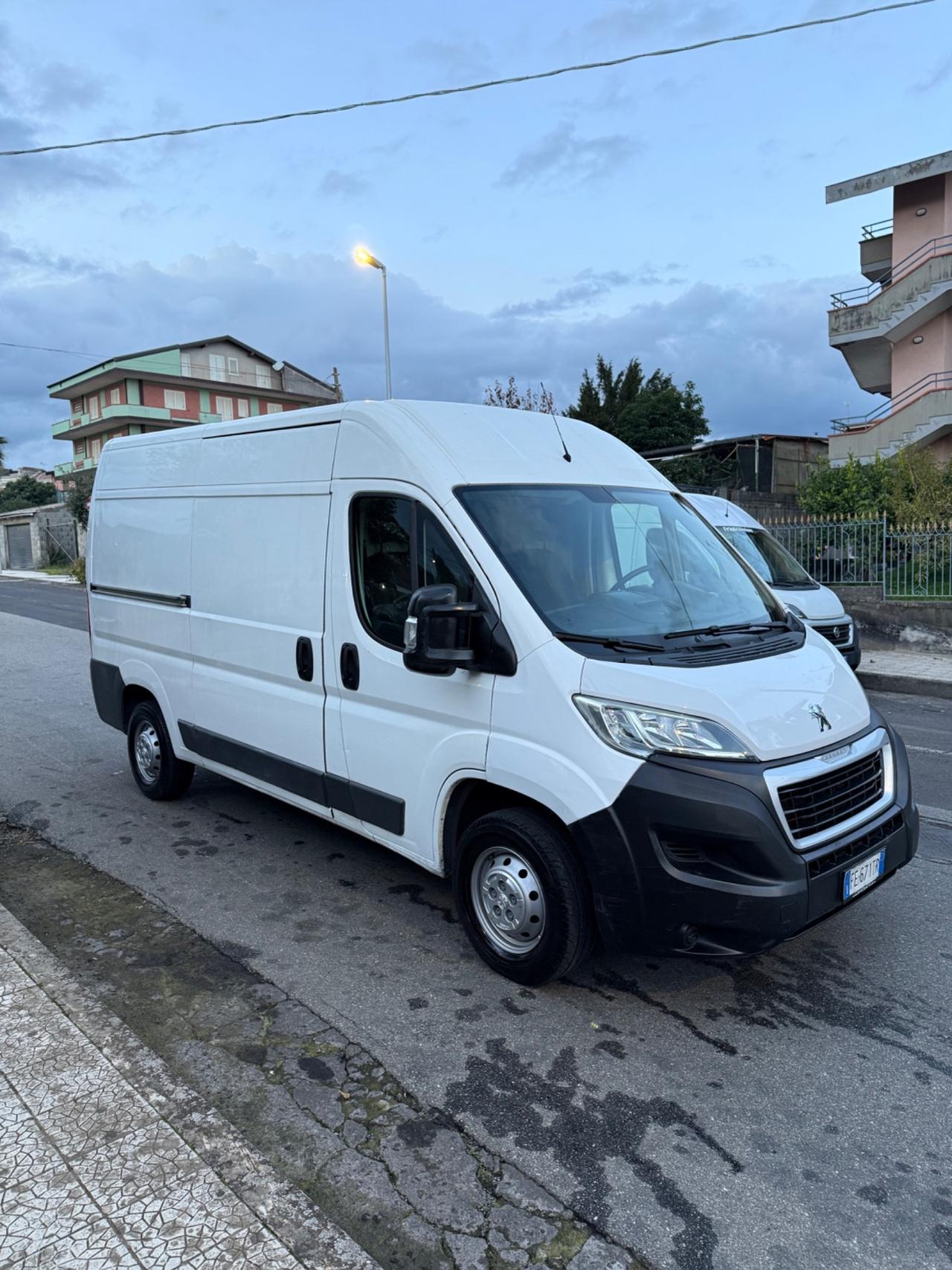 Peugeot Boxer 2.0 Diesel 130cv