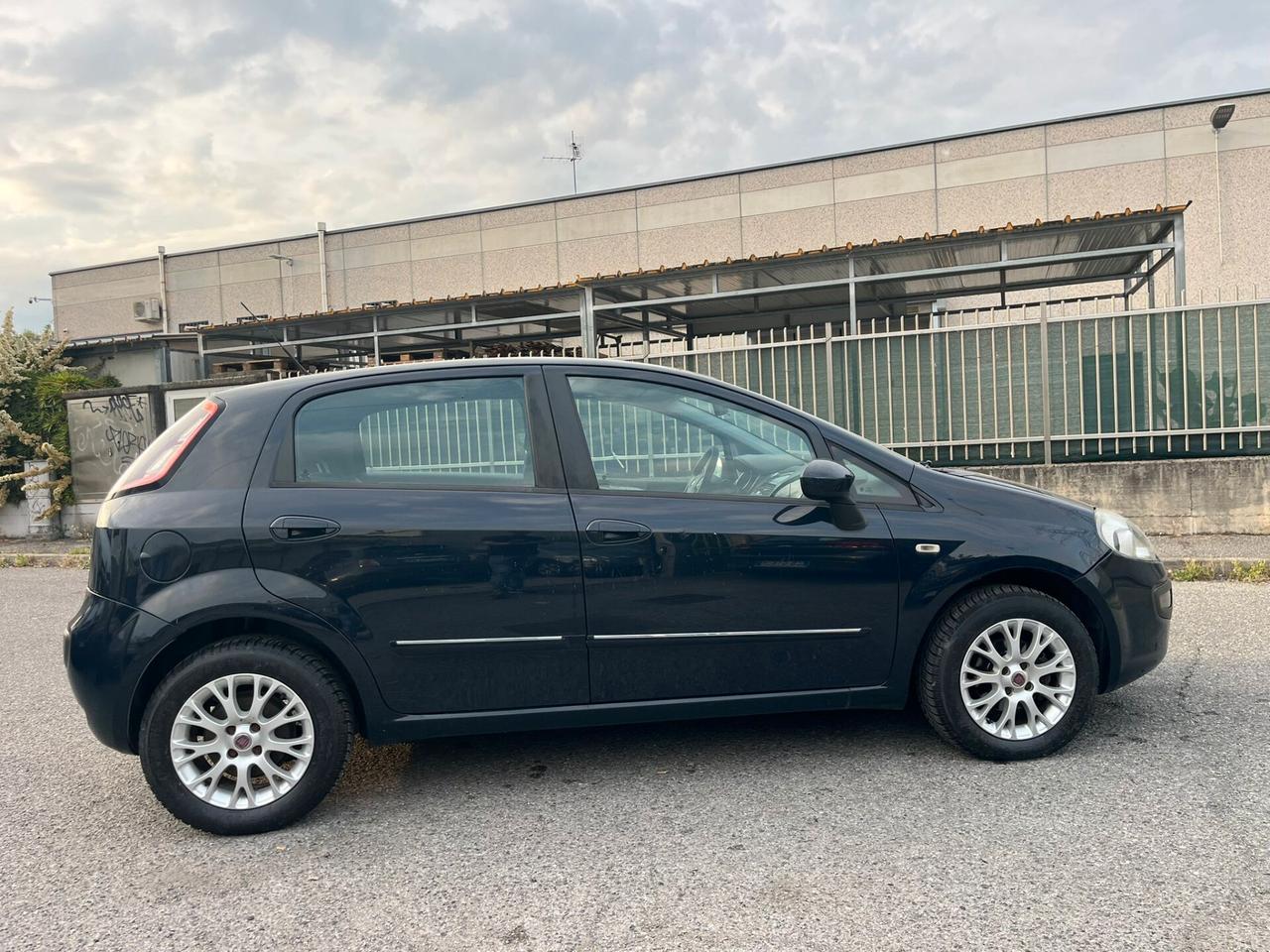 Fiat Punto Evo 1.4 5 porte Dynamic GPL