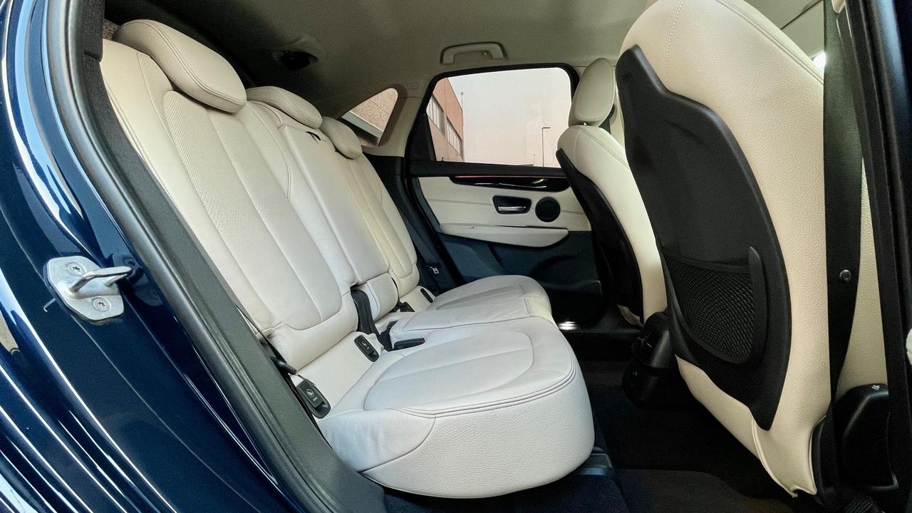 BMW 220D 2.0 LUXURY X-DRIVE 190CV - FULL LED, PELLE, PACCHETTO LUCI