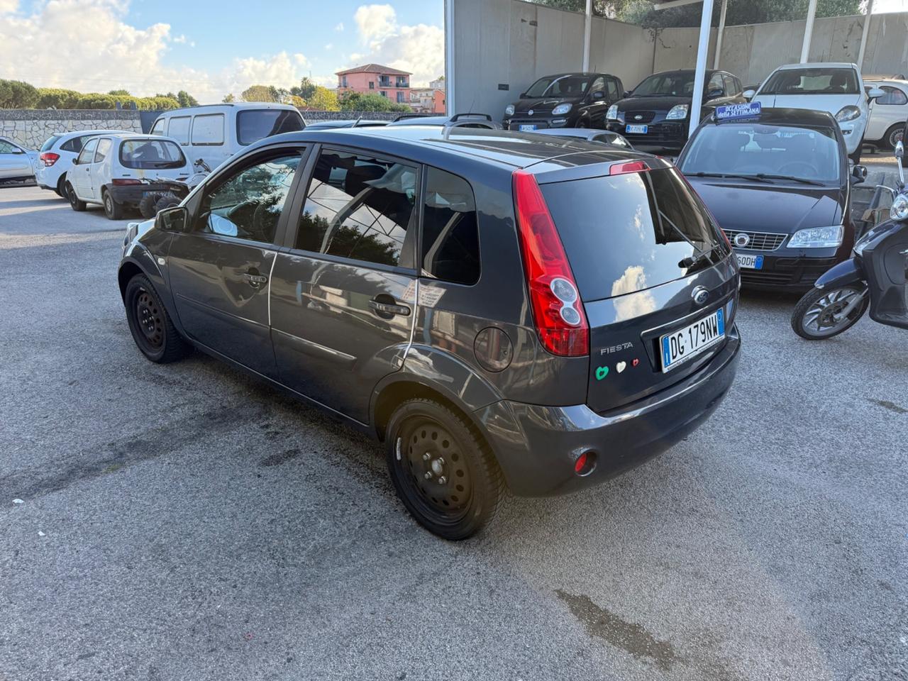 Ford Fiesta 1.6 TDCi 5p. Ghia