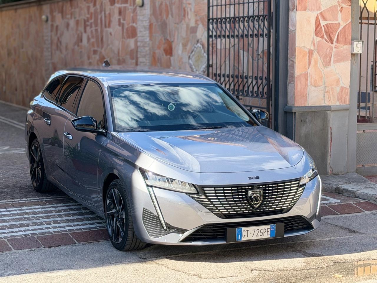 Peugeot 308 BlueHDi 130 S&S EAT8 SW Allure