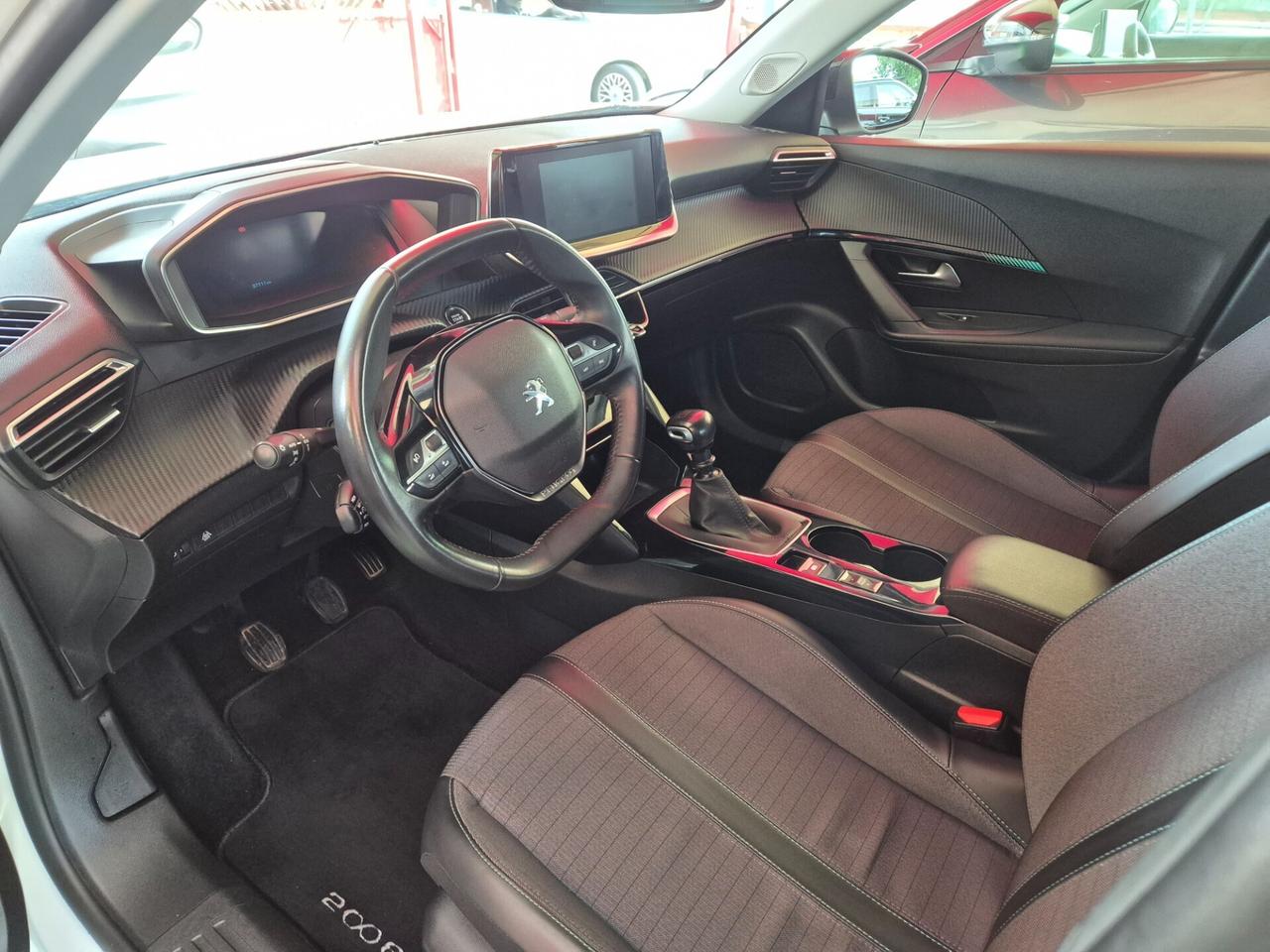 Peugeot 2008 BlueHDi 110 S&S Allure Pack