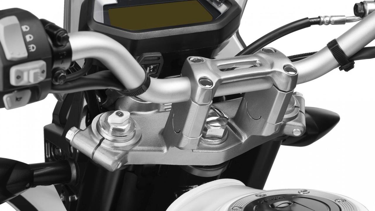 HERO XPULSE 200 4V PRO NUOVA – ENDURO ADVENTURE – € 3.199