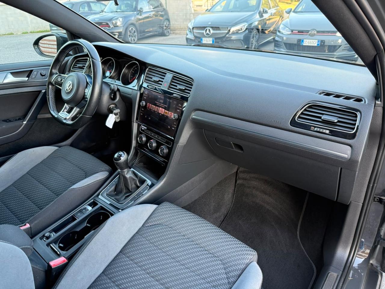 Volkswagen Golf 1.0 TSI 115 CV 5p. Sport BlueMotion Technology