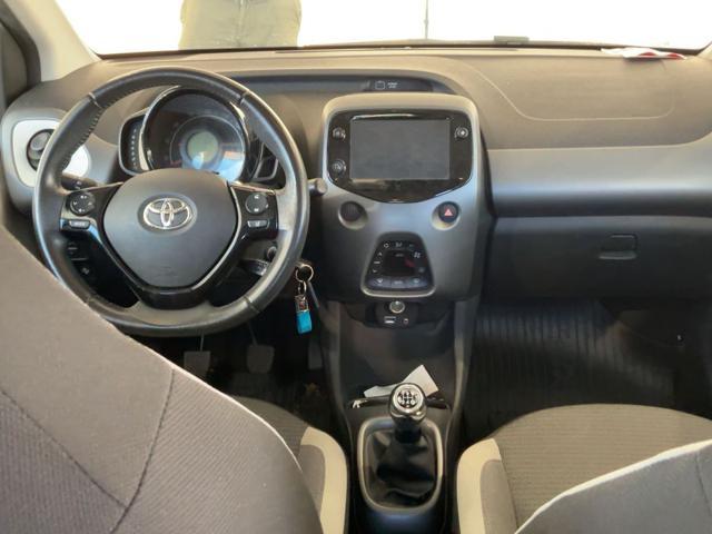 TOYOTA Aygo Connect 1.0 VVT-i 72 CV 5 porte x-play