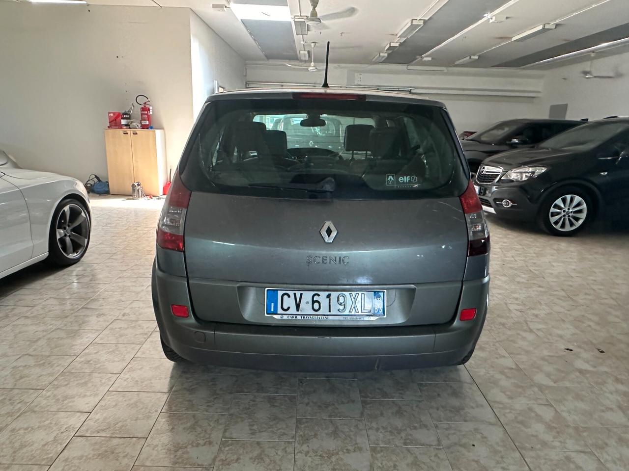 Renault Scenic Scénic 1.9 dCi Confort Authentique