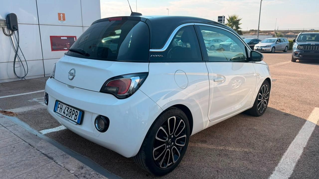 Opel Adam 1.2 70 CV Glam